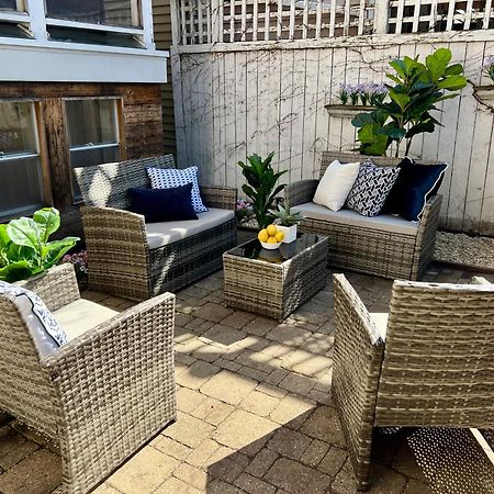 3 Bedroom Spacious Home In Ideal Location W Free Parking Back Yard Pets Welcome Chicago Ngoại thất bức ảnh