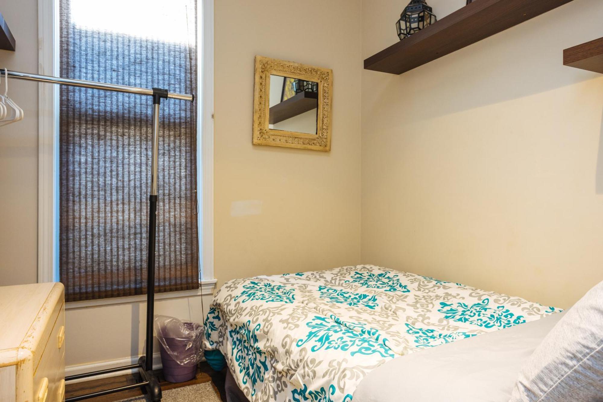 3 Bedroom Spacious Home In Ideal Location W Free Parking Back Yard Pets Welcome Chicago Ngoại thất bức ảnh