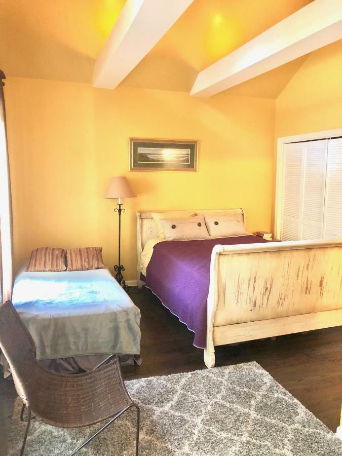 3 Bedroom Spacious Home In Ideal Location W Free Parking Back Yard Pets Welcome Chicago Ngoại thất bức ảnh